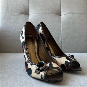 BCBGIRLS Leopard Design Stylish Heels